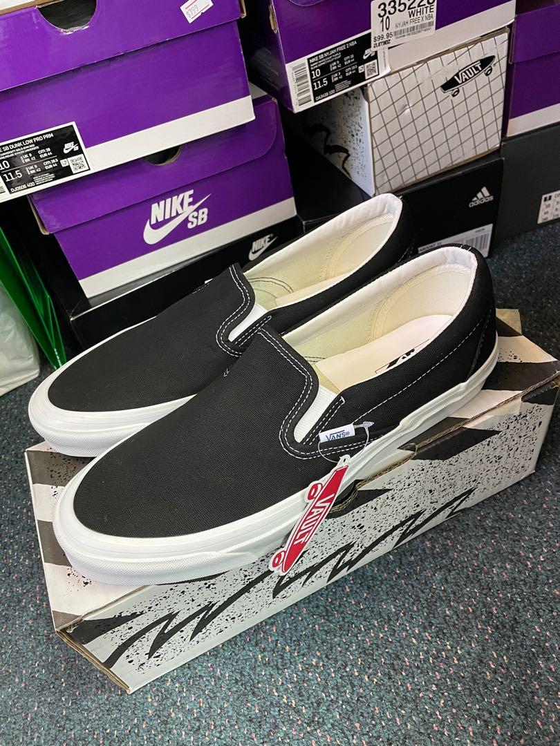 Vans Vault slip on black Carousell