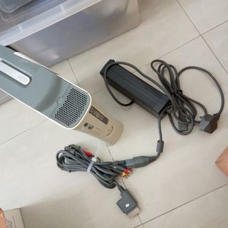 （分類：）位於 。 由 hktele 提交（商品編號 1127939113，圖片 1）。簡介： 。