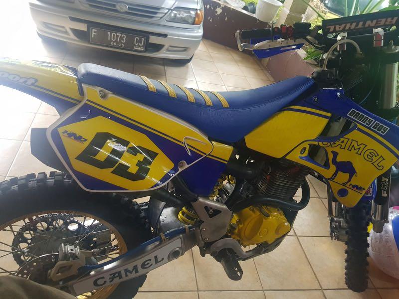 MOTOR YAMAHA TRAIL YZ 125 ROLLING CHASSIS TAHUN 2004, Motor di Carousell