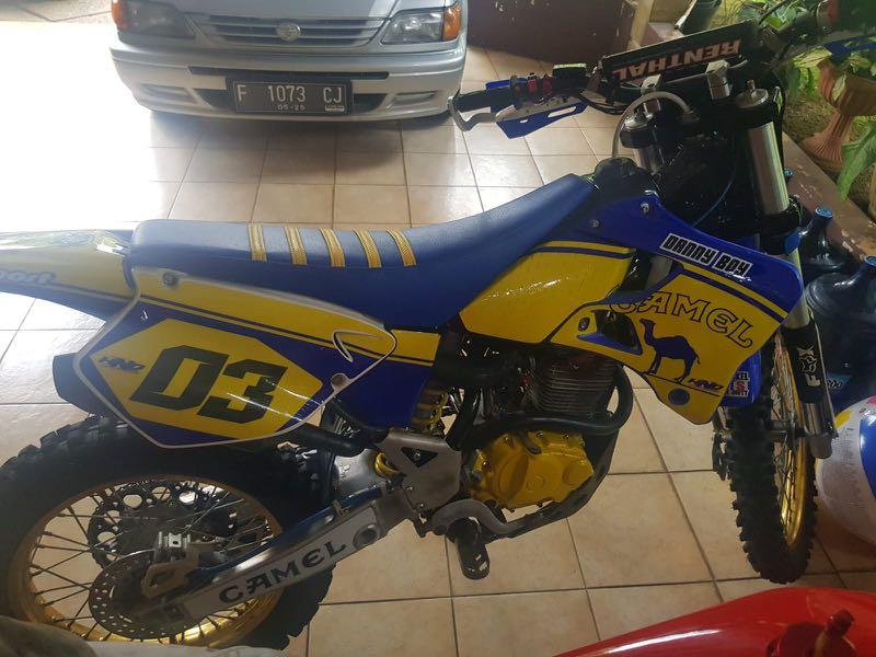 MOTOR YAMAHA TRAIL YZ 125 ROLLING CHASSIS TAHUN 2004, Motor di Carousell