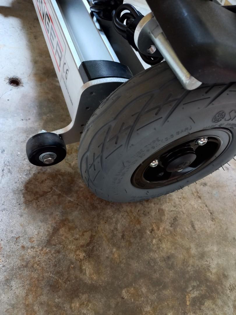 Zinger motorised Wheelchair, Health & Nutrition, Assistive