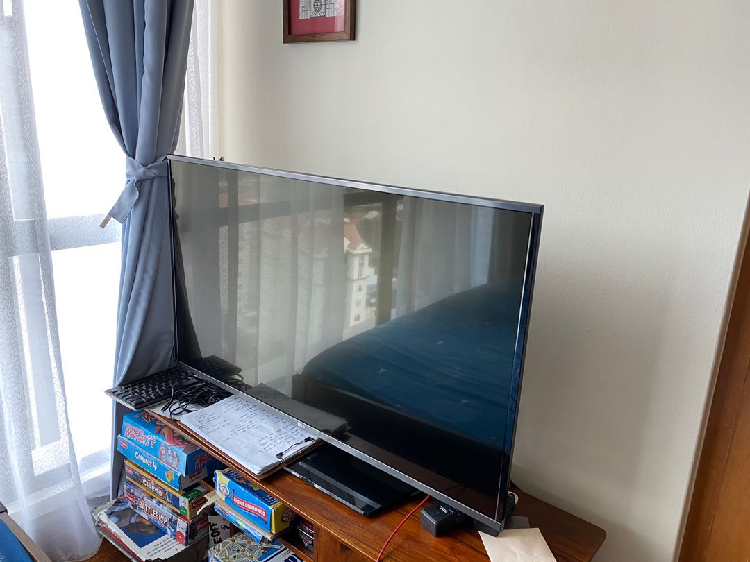 43 inch LG Smart TV Screen not working , TV & Home Appliances, TV