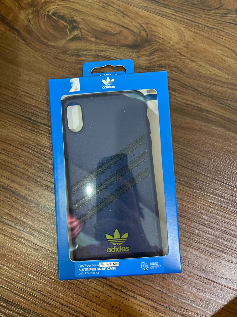 iphone xs adidas case