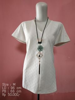 (Kategori: ) berada di . Dikirim oleh celestialshop (ID iklan 1128164635, Gambar 1). Deskripsi: .