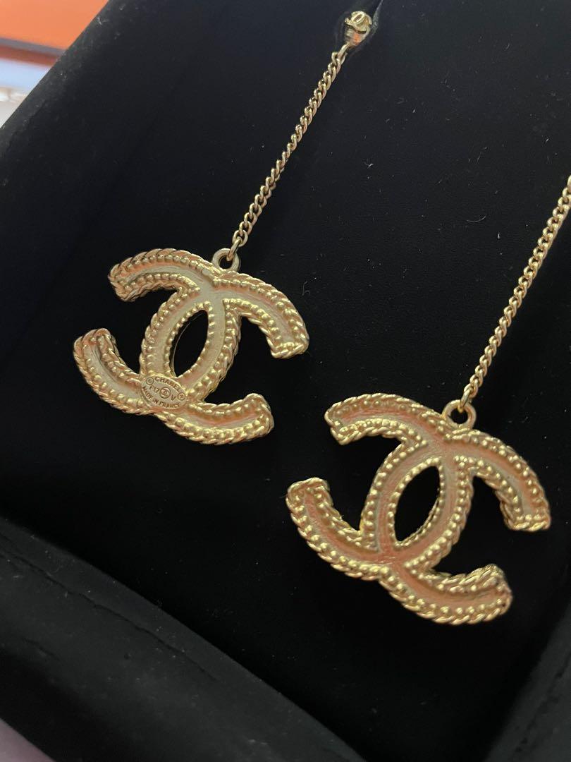 Top hơn 65 về chanel gold cc drop earrings  cdgdbentreeduvn