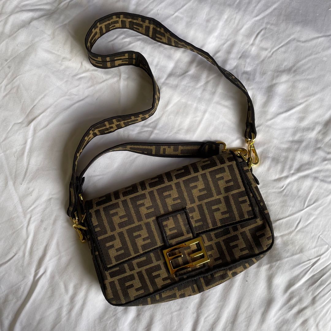 Fendi roma top shoulder bag