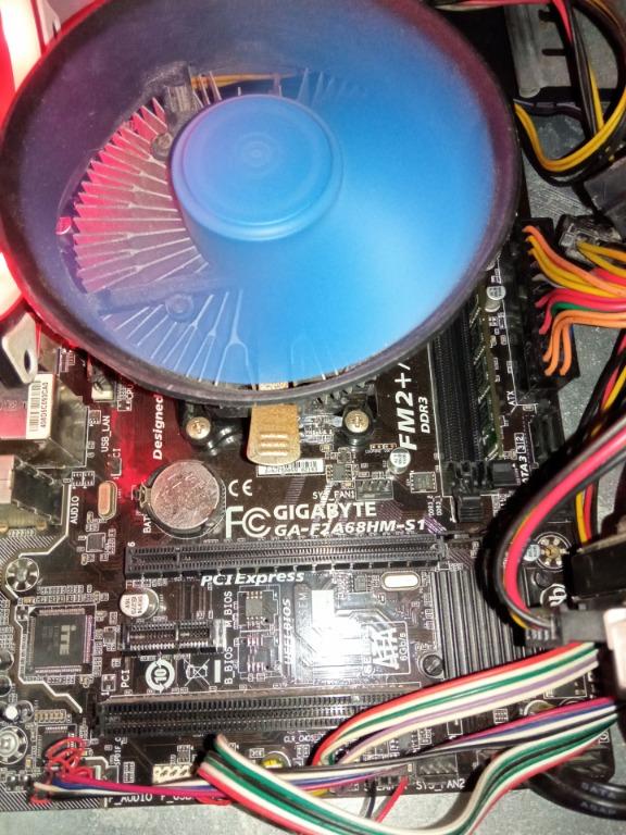 Gigabyte GA-F2A68HM-S1 + AMD A4-6300 Bundle (Category: Computer Parts) located in Las Pinas. Submitted by mikko.gomez (Listing ID 1128291746, Image 1). Description: For sale Motherboard + Processor Gigabyte GA-F2A68HM-S1 AMD A4-6300 3.7ghz Procie Deep Cool Heatsink Fan Included With backplate Sale as Bundle No Issues 100% Excellent Condition Test to sawa Fix Price 2k rush! Paunahan Note: No RAM Rfs: Upgrade Meetup: Las Piñas Area.