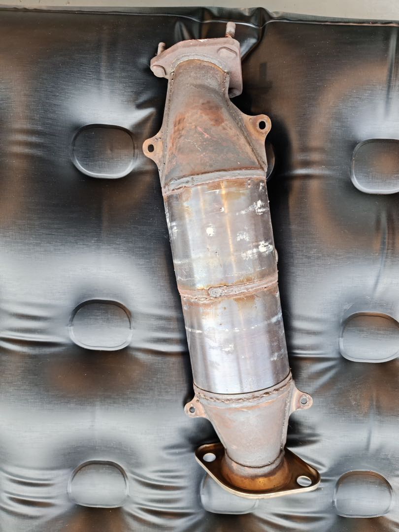 Honda S2000 Catalytic Converter, Car Accessories, Accessories on Carousell