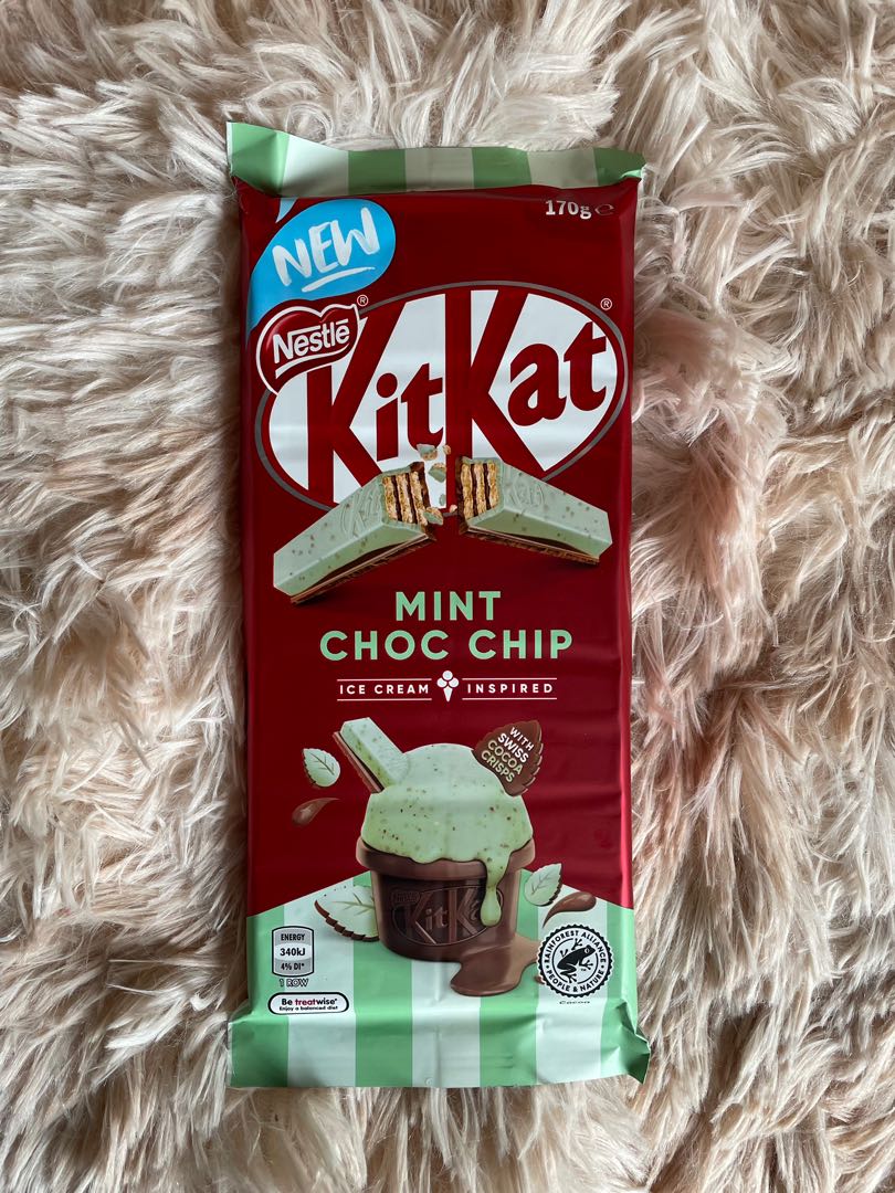 KitKat Mint Choc Chip, Food & Drinks, Packaged & Instant Food on Carousell