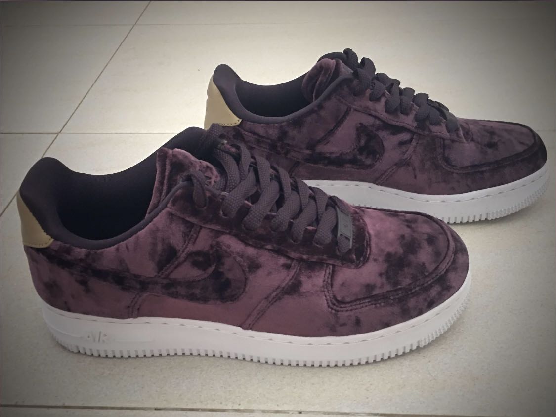 Nike air force 1 7 burgundy hot sale
