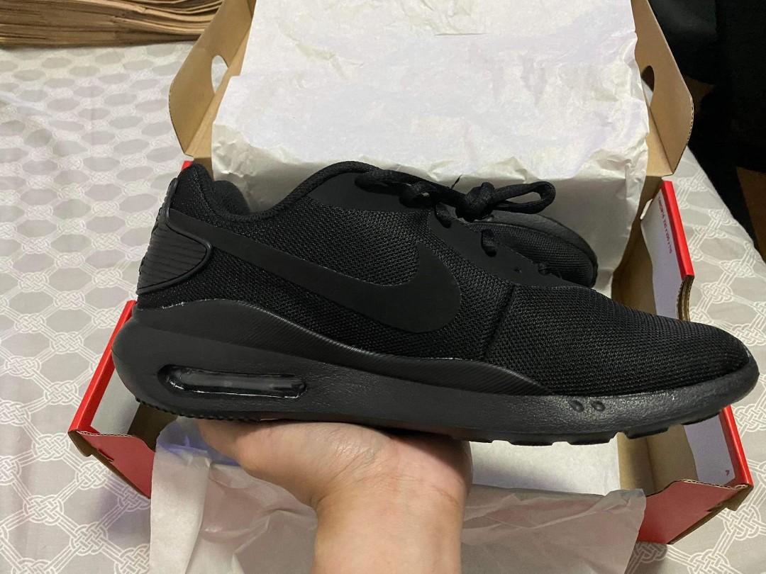 Nike air max oketo all black hot sale