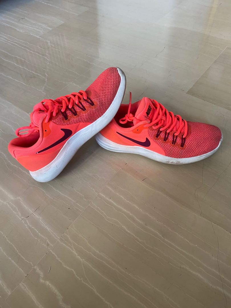 Nike women's lunar on sale apparent