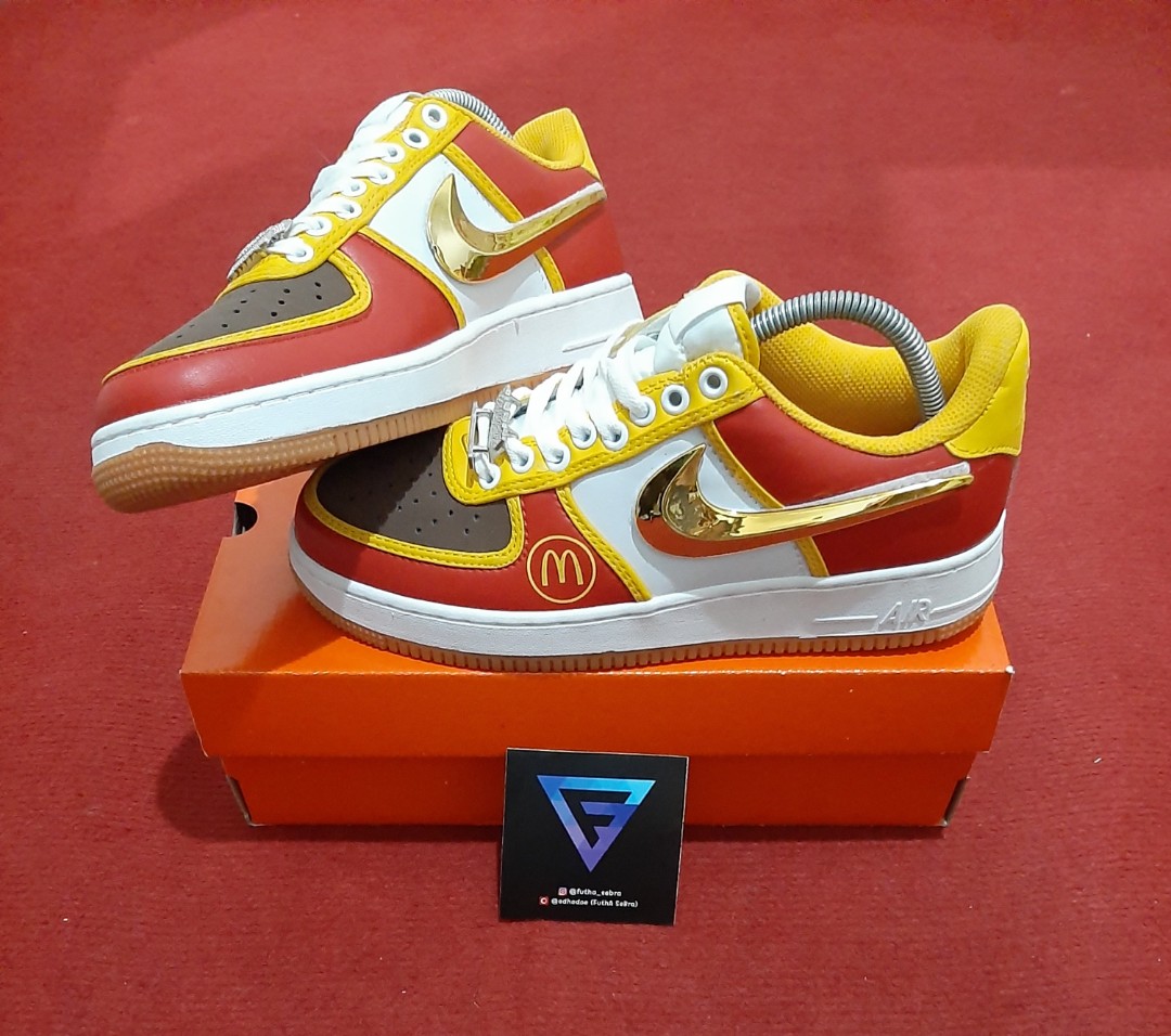 Nike travis shop scott mcdonald's