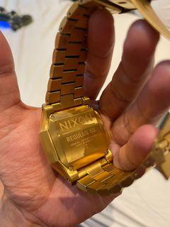 Nixon gold regulus