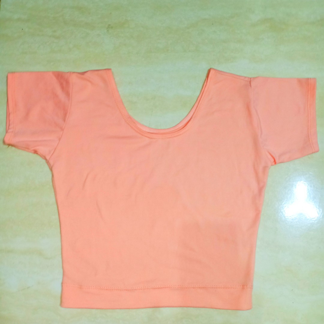 Peach Crop Top, Women's Fashion, Tops, Blouses on Carousell