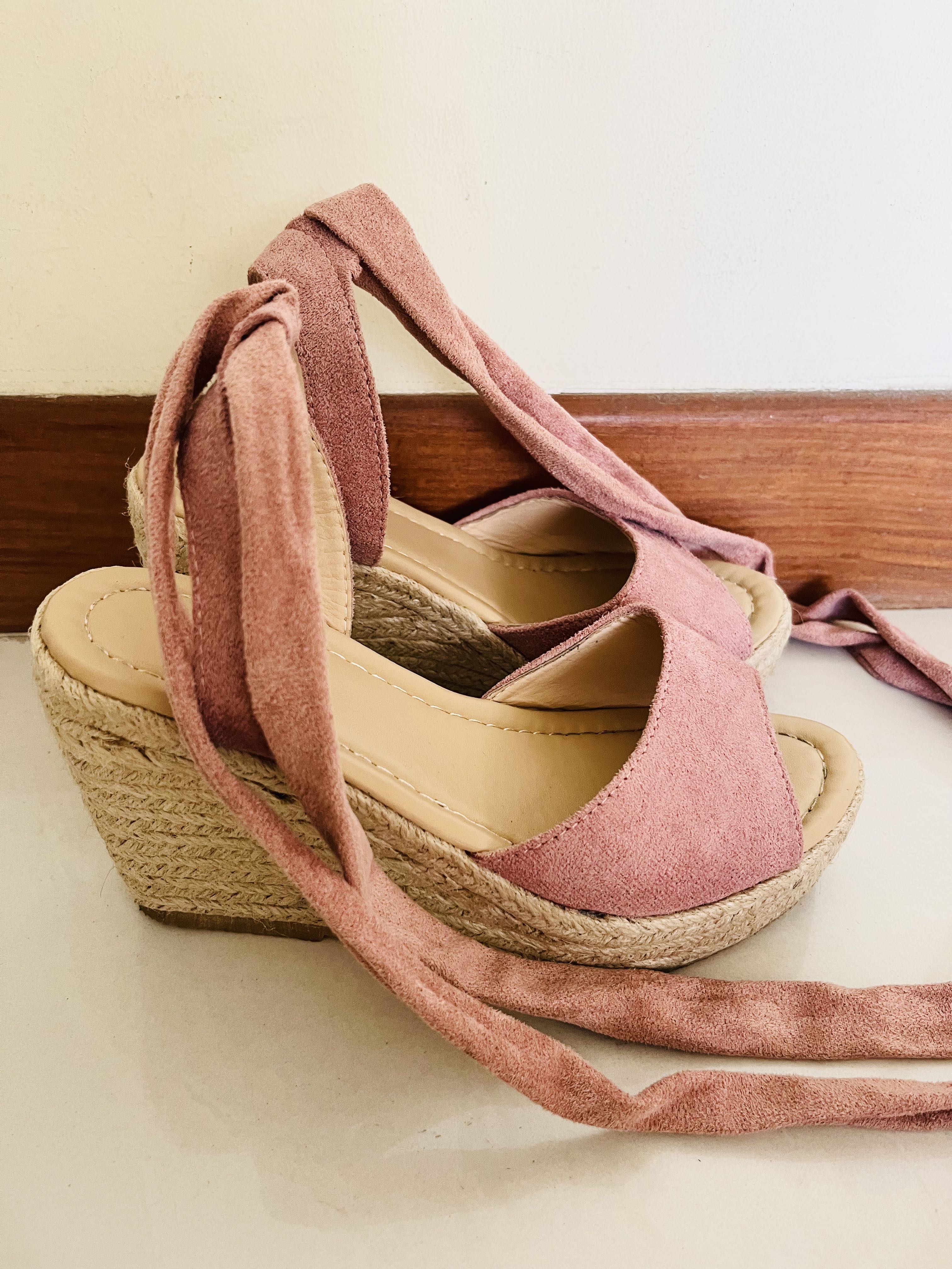 Pink Wedges, Women's Fashion, Footwear, Wedges on Carousell