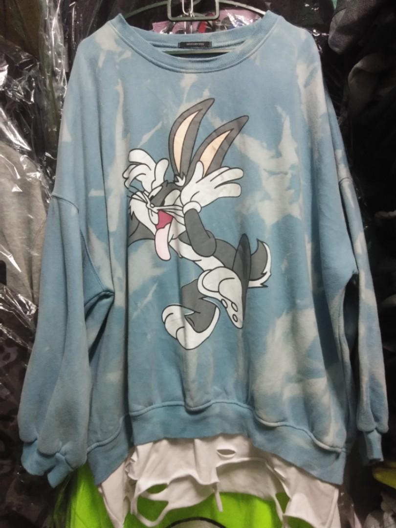 Sweatshirt sales bugs bunny