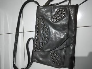 (Kategori: ) berada di . Dikirim oleh bellarn (ID iklan 1128174583, Gambar 1). Deskripsi: .