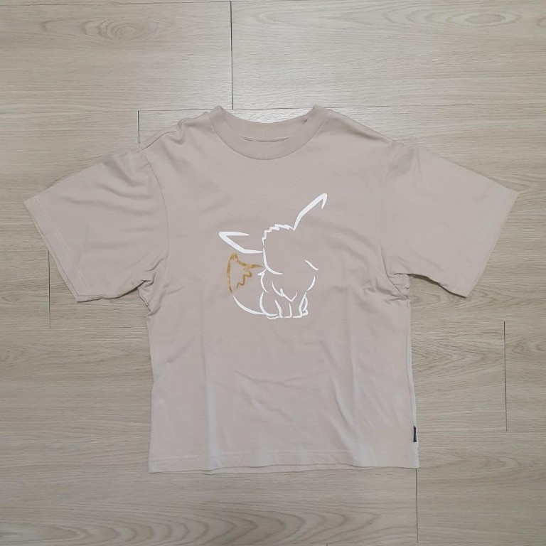 Uniqlo eevee t shirt clearance