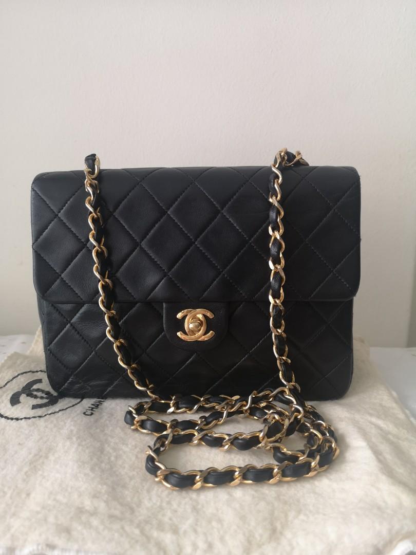 Chanel hotsell 20cm mini