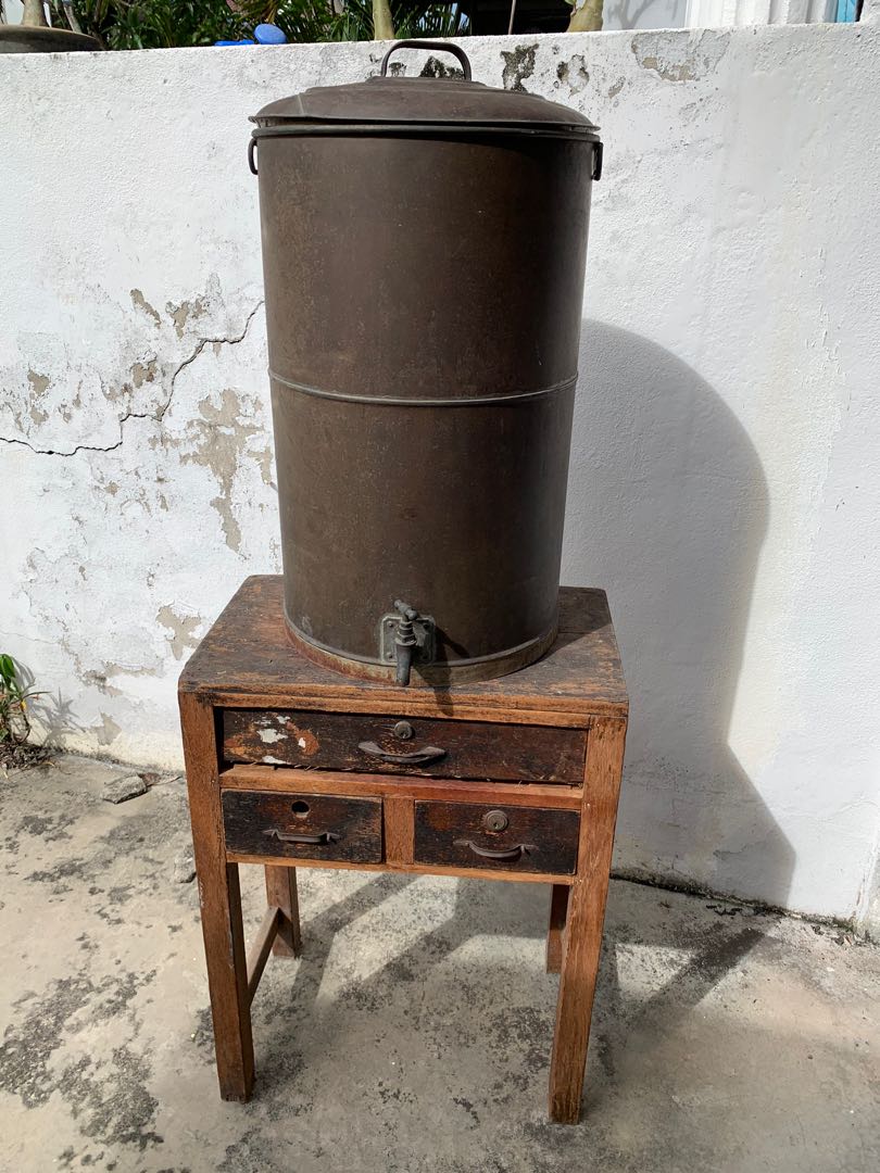 Vintage Water Dispenser, Hobbies & Toys, Collectibles & Memorabilia