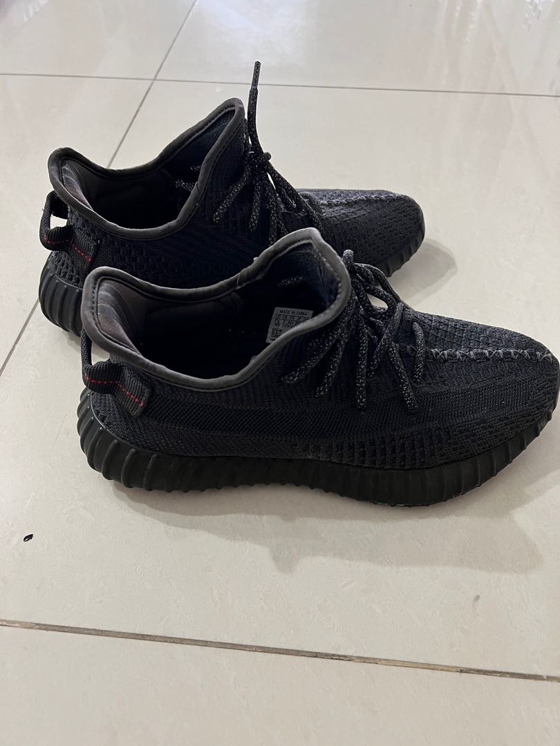 yeezy boost black size 5.5