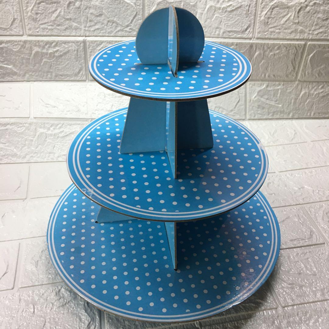 3 level pastry tray (Category: Bakeware) located in Manila. Submitted by thekidshop (Listing ID 1128322048, Image 1). Description: .