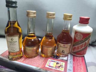 （分類：）位於 。 由 wongf8576 提交（商品編號 1128472052，圖片 1）。簡介： 。