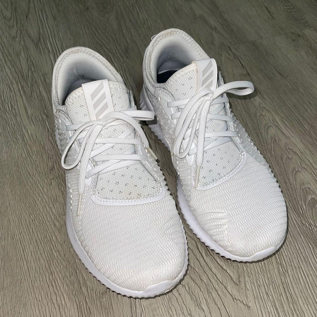 Adidas Alphabounce Lux W Triple White Running Shoes, Women's Fashion,  Footwear, Sneakers on Carousell