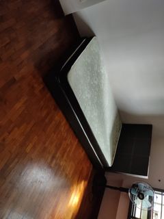 (Category: ) located in . Submitted by ayan003 (Listing ID 1128320708, Image 1). Description: .