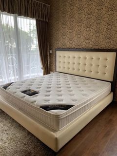 (Category: ) located in . Submitted by lu.zhenyu (Listing ID 1128434624, Image 1). Description: .