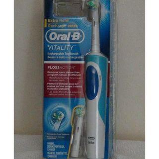 BRAUN Oral-B Vitality Rechargeable Toothbrush