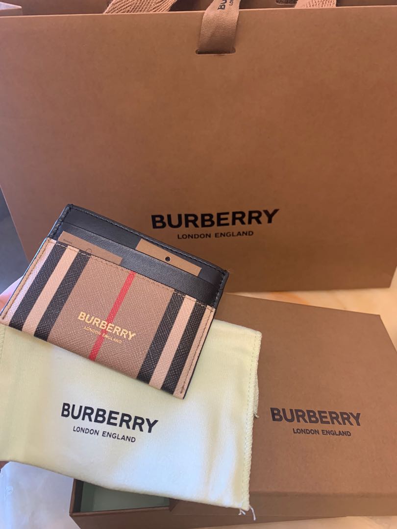Burberry - Vintage Check Coin Pouch  HBX - Globally Curated Fashion and  Lifestyle by Hypebeast