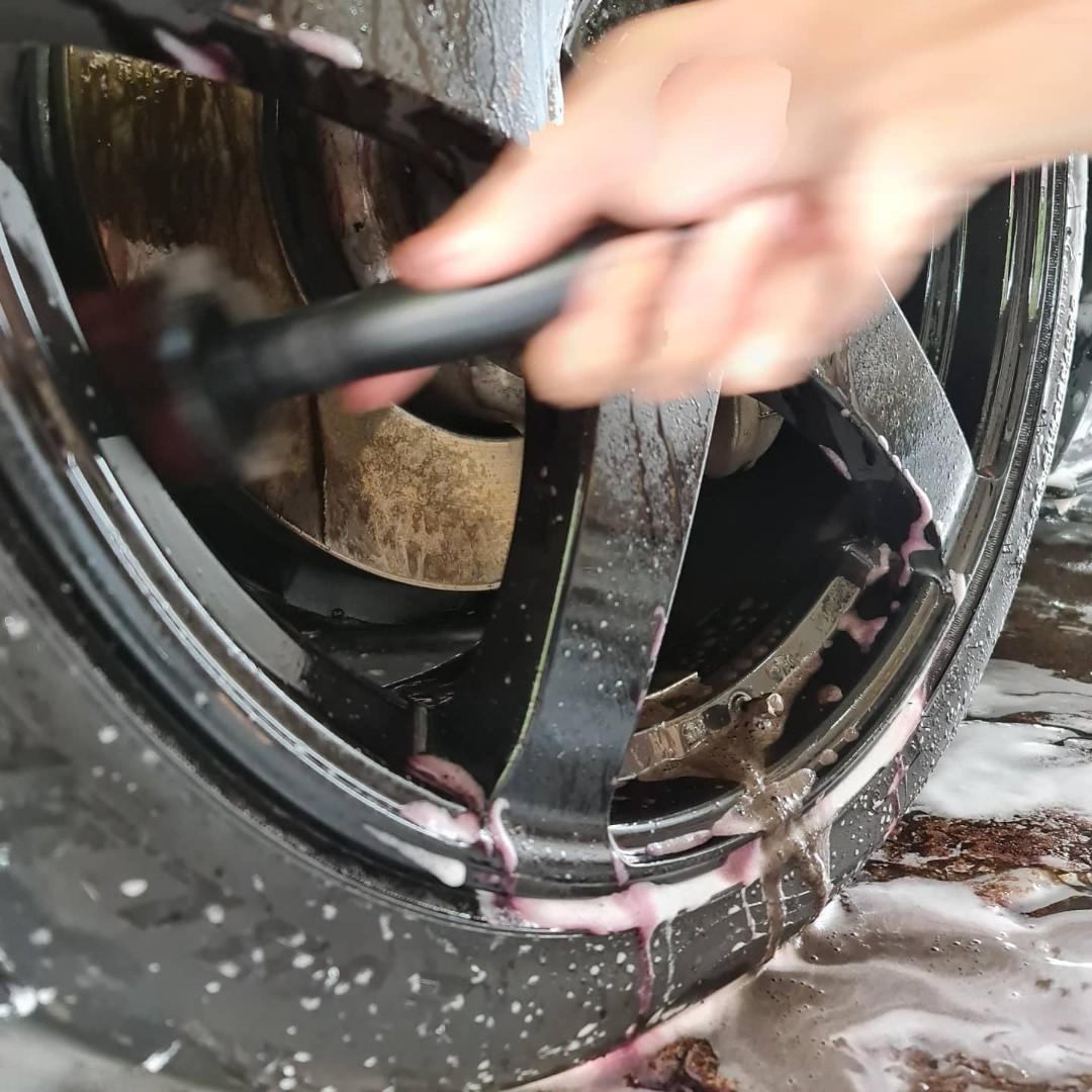 Car Polish Interior Grooming, Car Polishing, Car wash, Fumigation