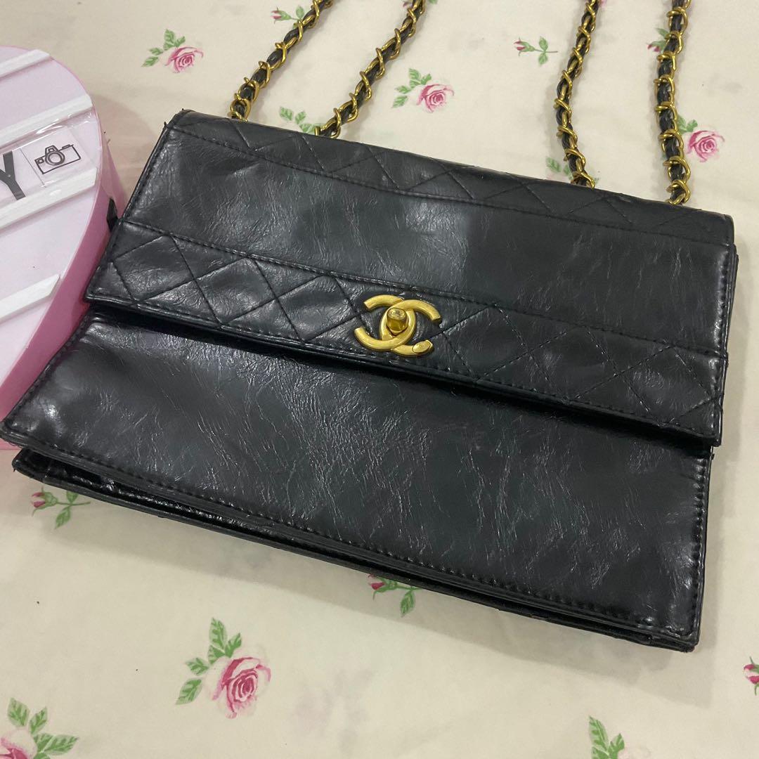 Chanel vintage, Women's Fashion, Bags & Wallets, Purses & Pouches on  Carousell