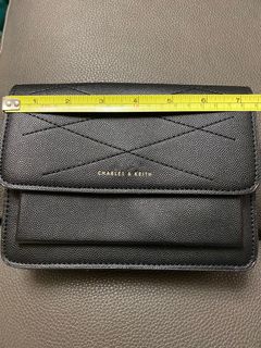（分類：）位於 。 由 fayloyan 提交（商品編號 1128345875，圖片 1）。簡介： 。