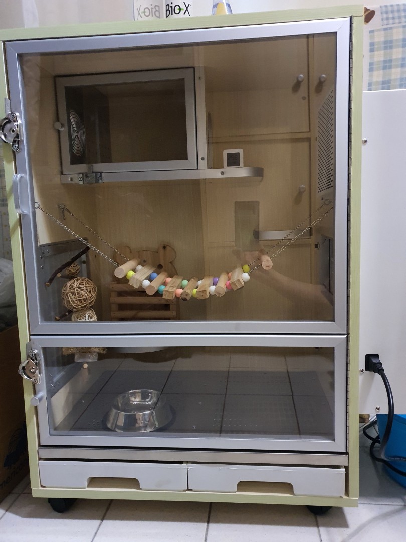 Chinchilla hotsell aircon cage