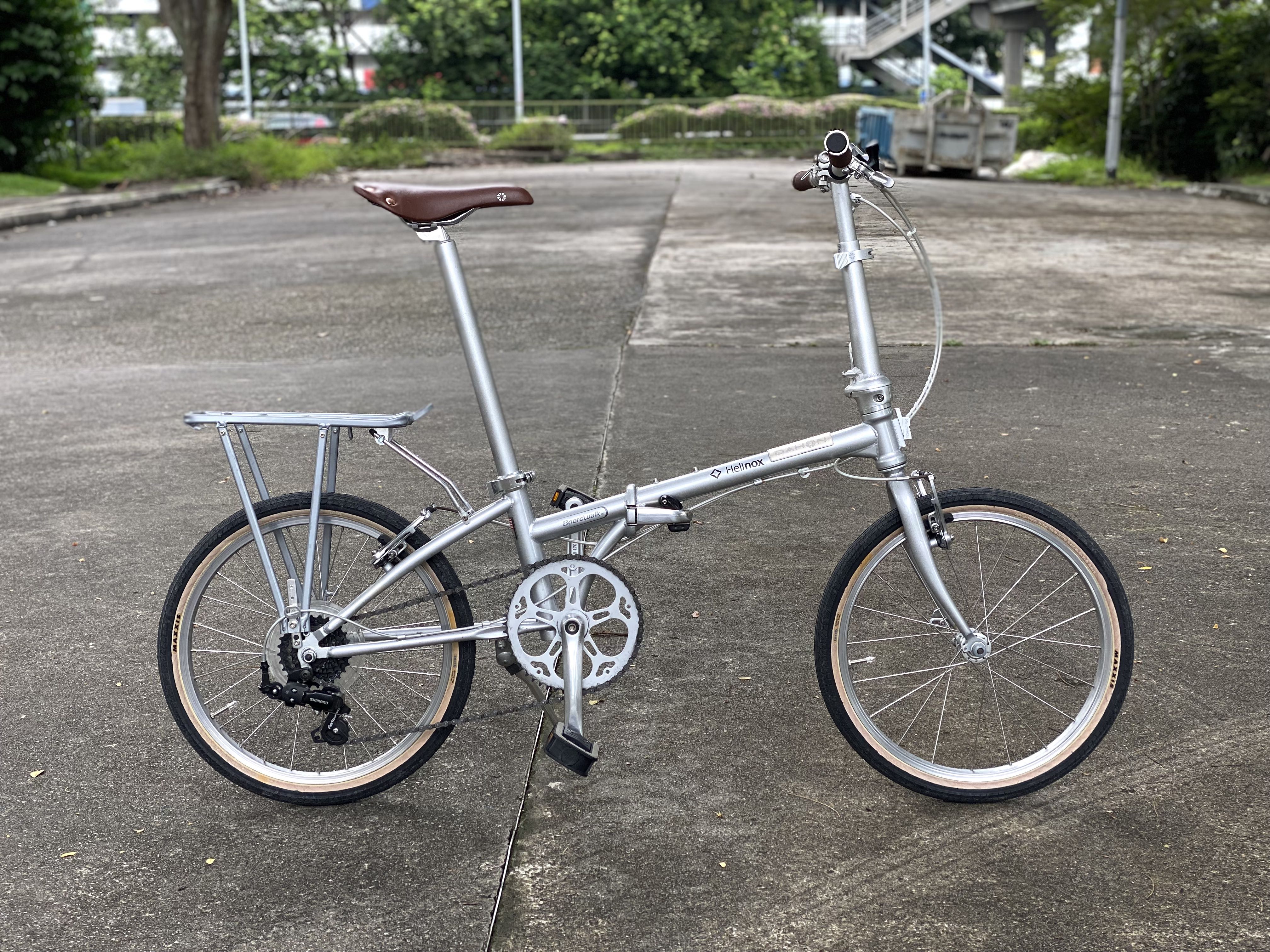 Dahon boardwalk d7 2025 classic