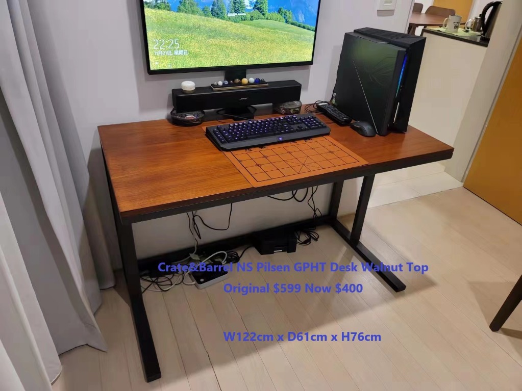 Pilsen desk shop walnut