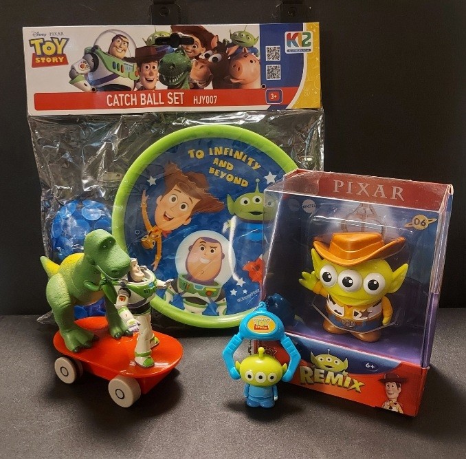 Disney "Toy Story" toys set (4 units), 興趣及遊戲, 玩具 & 遊戲類 Carousell
