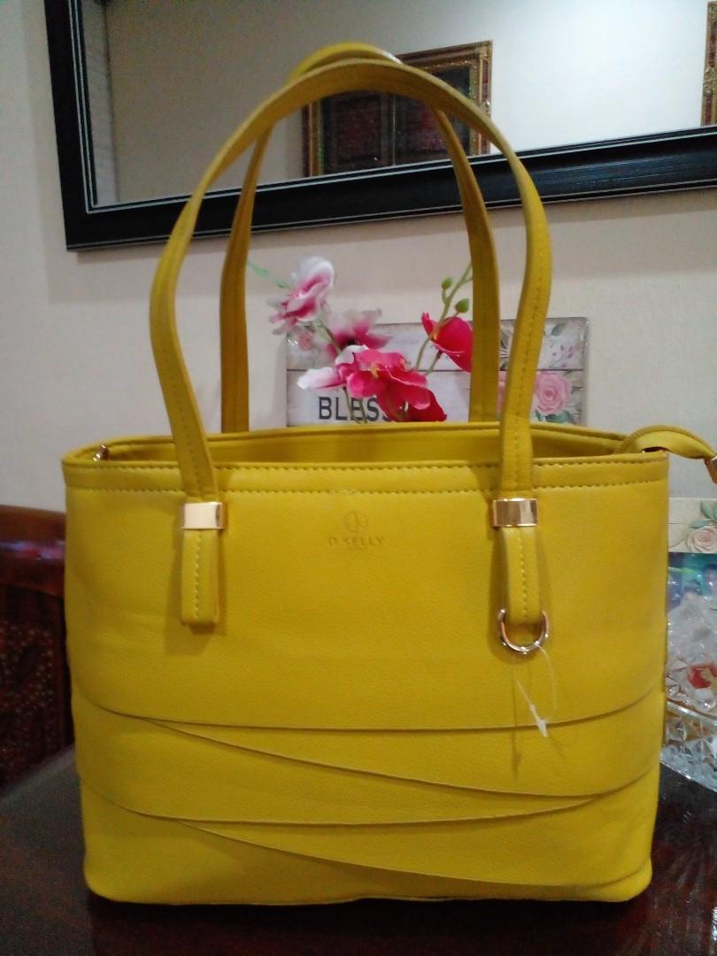 D.KELLY Shoulder bag