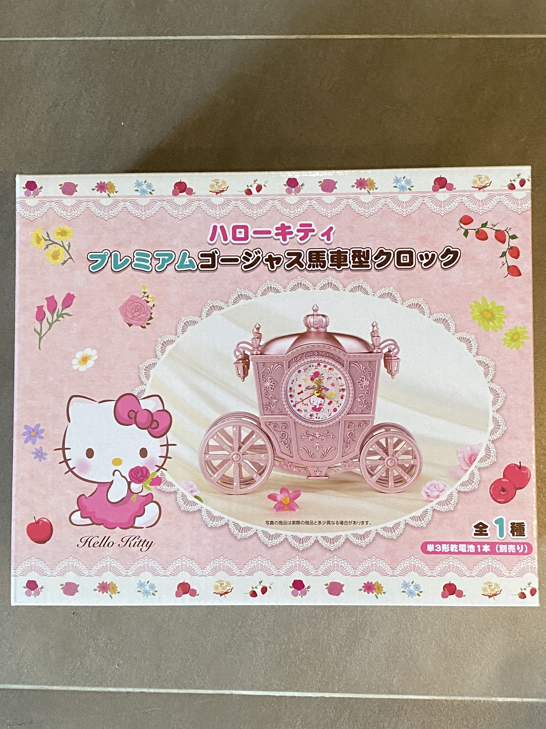 Hello Kitty 馬車型座枱鐘, 傢俬＆家居, 家居香薰- Carousell