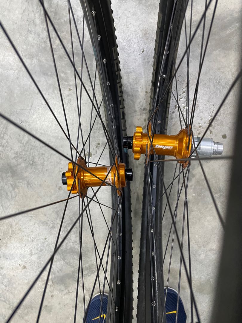 Hope Fortus 23 w Hope Pro 4 Hubs Boost 29 Wheelset Sports