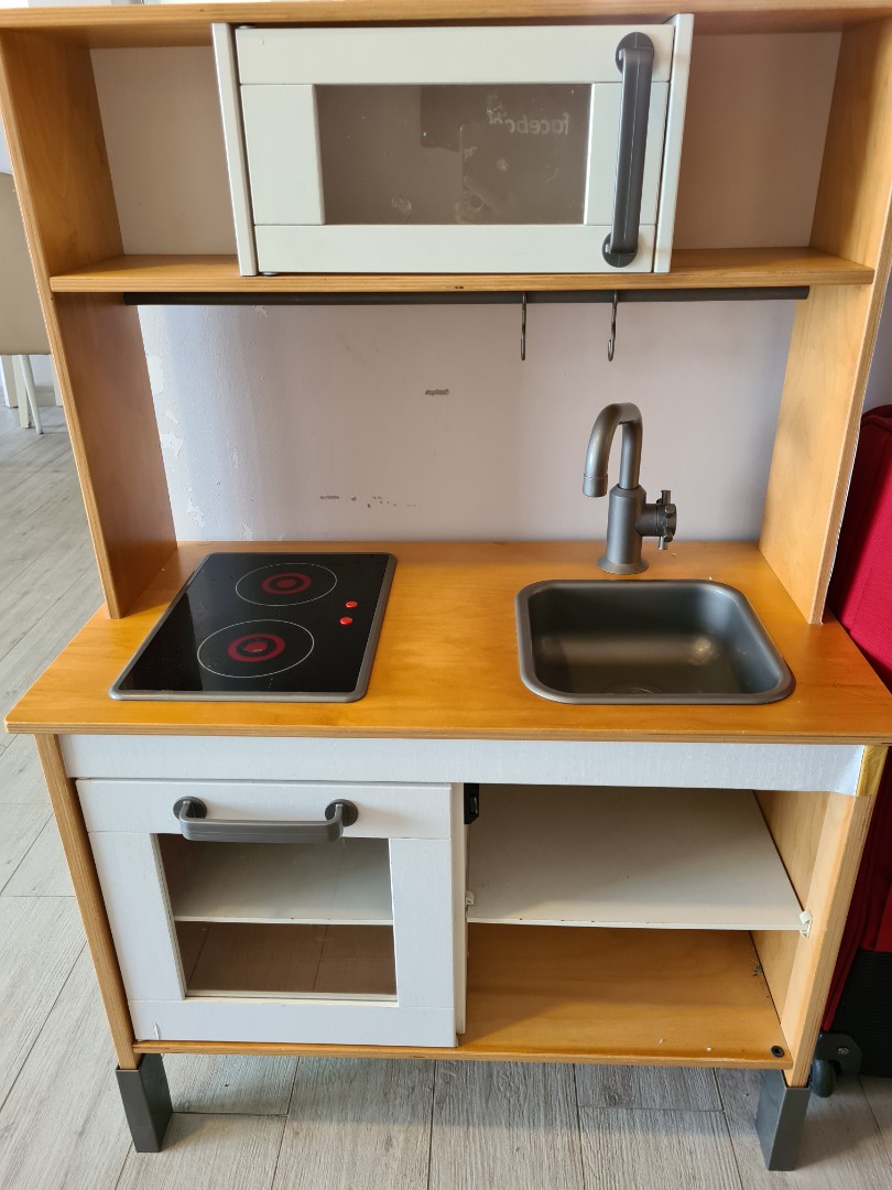 Ikea play sale kitchen kijiji