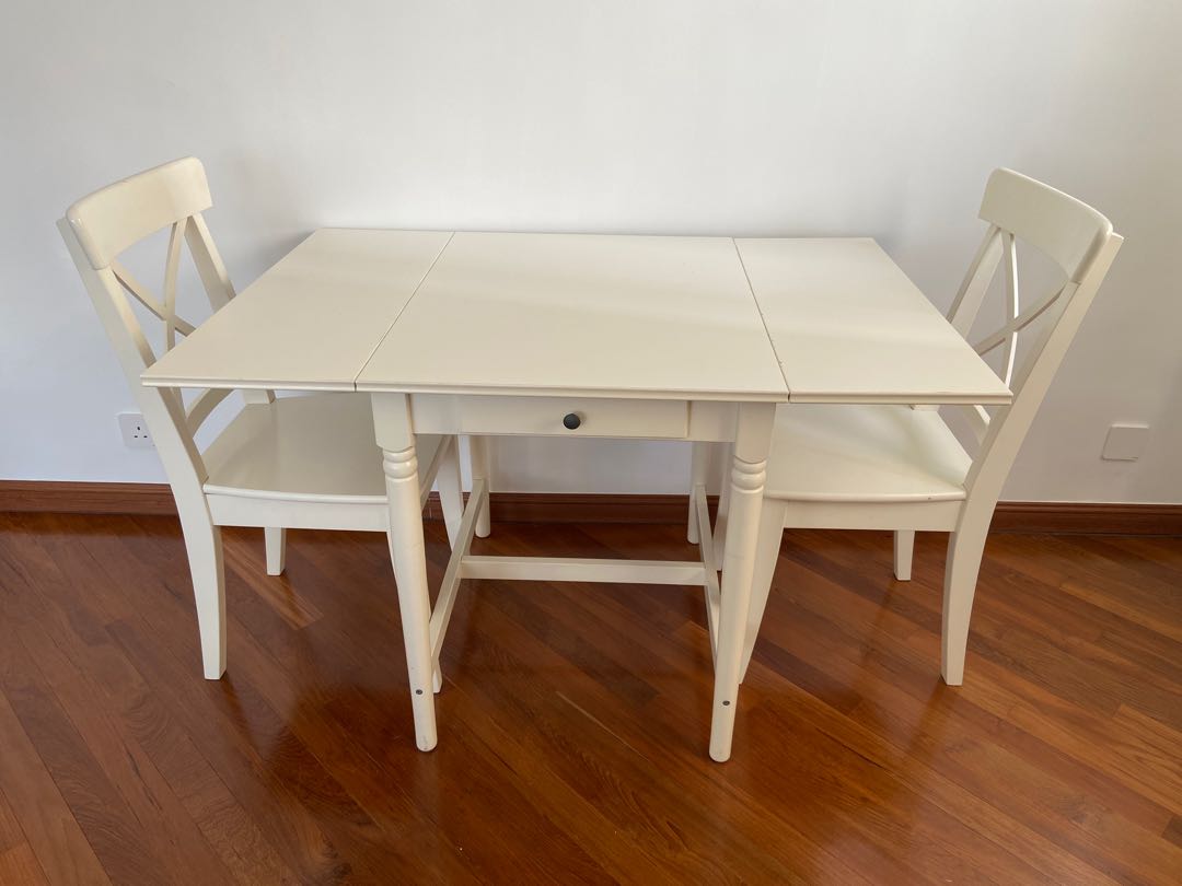 IKEA table + 2 chairs, 傢俬＆家居, 傢俬, 桌子 Carousell