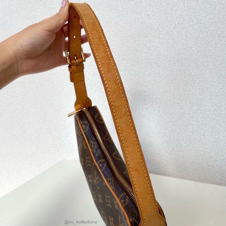 Original Louis Vuitton Bean Bag Pochette (croissant) PM, Luxury, Bags &  Wallets on Carousell