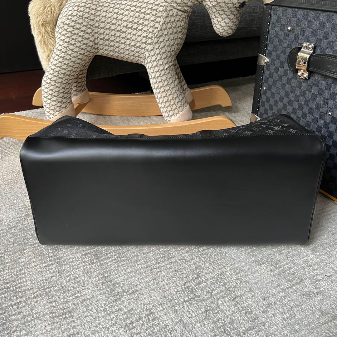 Louis Vuitton Keepall 50 Lightup, Luxury, Bags & Wallets on Carousell