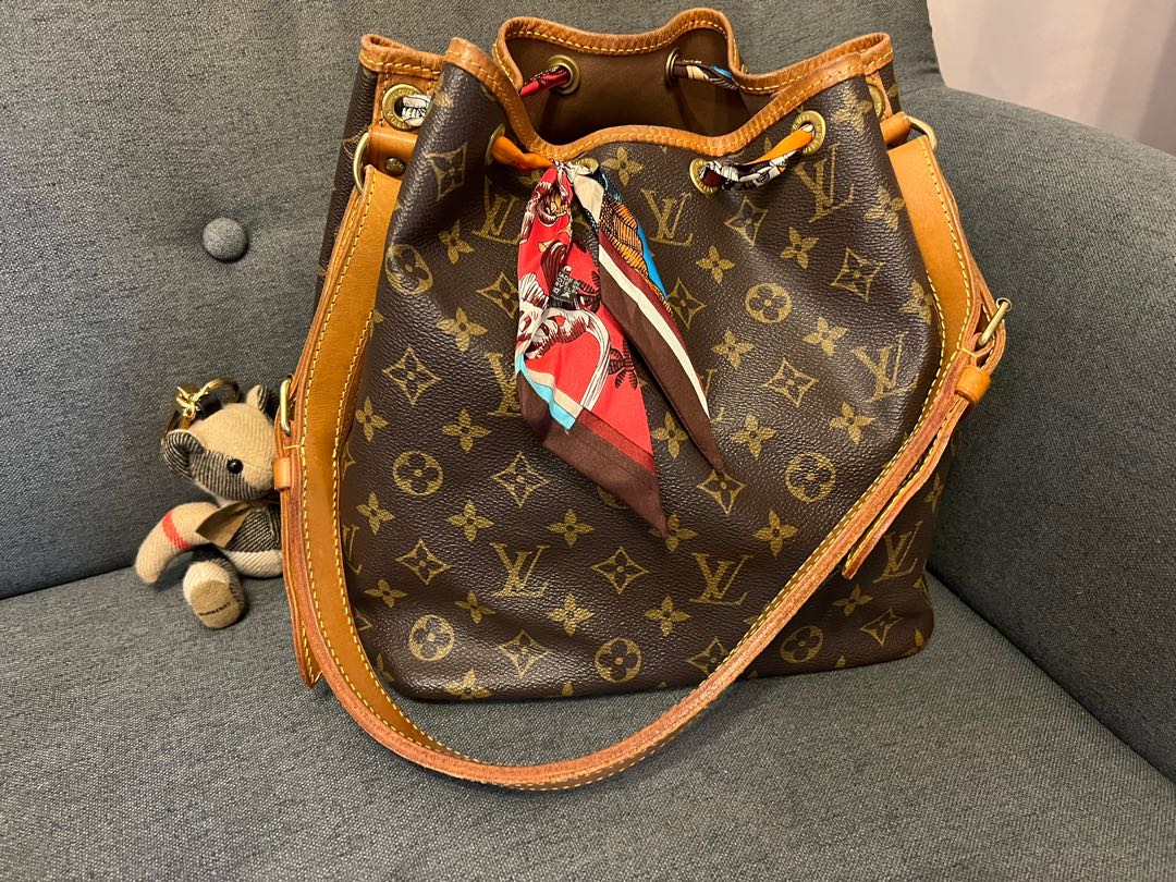 LV neonoe vintage Women s Fashion Bags Wallets Shoulder Bags