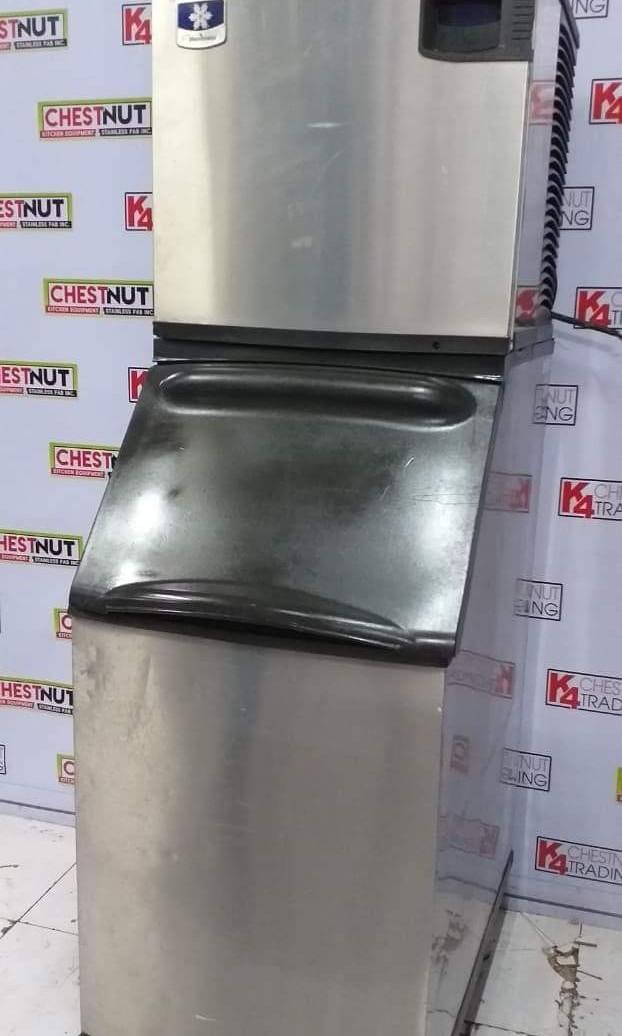 Manitowoc ice maker machine (Category: Refrigerators and Freezers) located in Makati City. Submitted by budgetappliance (Listing ID 1128299367, Image 1). Description: Manitowoc ice maker machine 220v good condition with 30days warranty for inquiries pls text or call 09058994523.