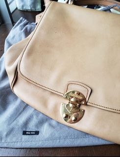 （分類：）位於 。 由 chrisdinau 提交（商品編號 1128461160，圖片 1）。簡介： 。